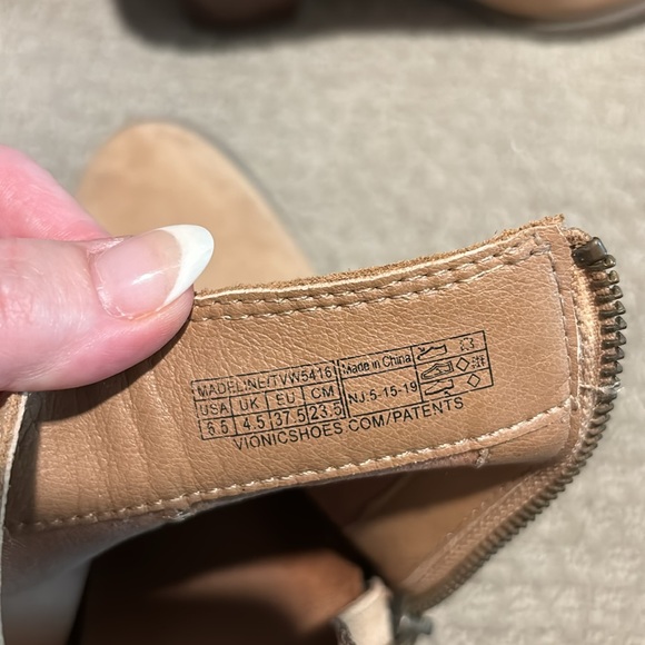 Vionic Booties - Picture 3 of 5